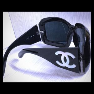 SOLD - Chanel Black 5076-H CC Logo Studded Square